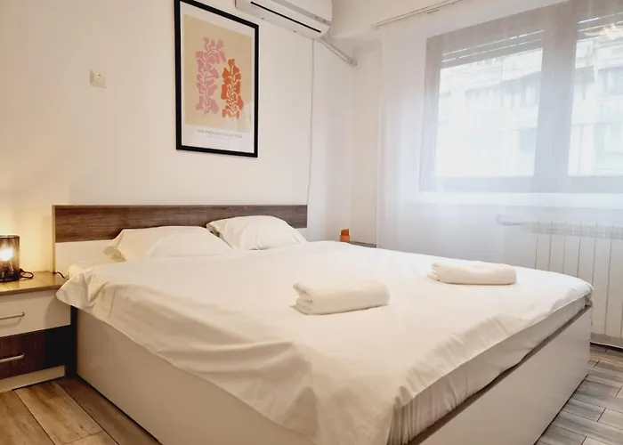 Center 2rooms Calea Victoriei Apartmán *